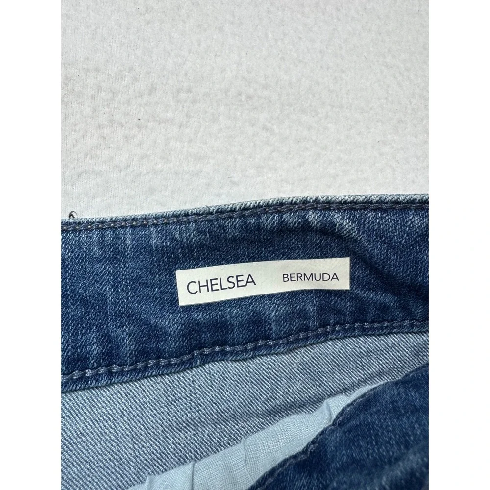 Cottagecore Code Bleu Womens 6 Chelsea Bermuda Shorts Blue Sunflower Embroidered